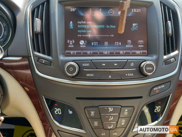 Белый Бьюик Регал, объемом двигателя 2 л и пробегом 134 тыс. км за 10999 $, фото 16 на Automoto.ua