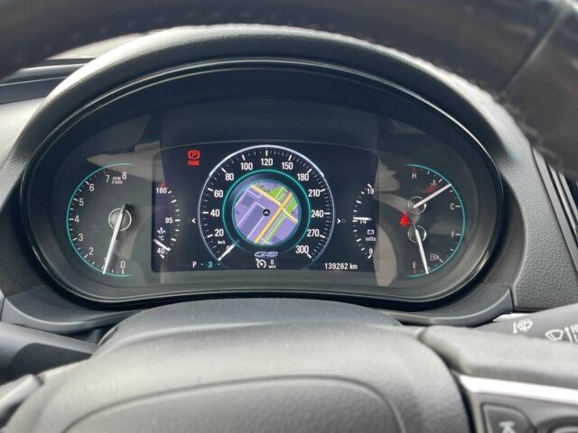 Белый Бьюик Регал, объемом двигателя 2 л и пробегом 130 тыс. км за 9700 $, фото 18 на Automoto.ua