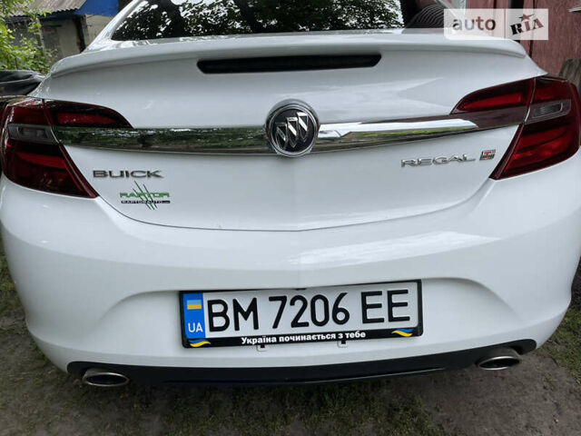 Белый Бьюик Регал, объемом двигателя 2 л и пробегом 136 тыс. км за 11000 $, фото 6 на Automoto.ua