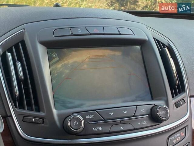 Белый Бьюик Регал, объемом двигателя 2 л и пробегом 125 тыс. км за 9990 $, фото 15 на Automoto.ua