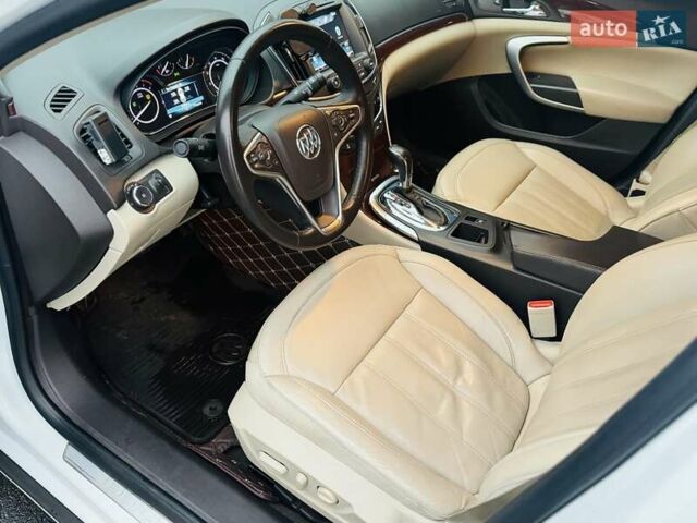 Білий Бьюік Regal, об'ємом двигуна 2 л та пробігом 148 тис. км за 7600 $, фото 8 на Automoto.ua