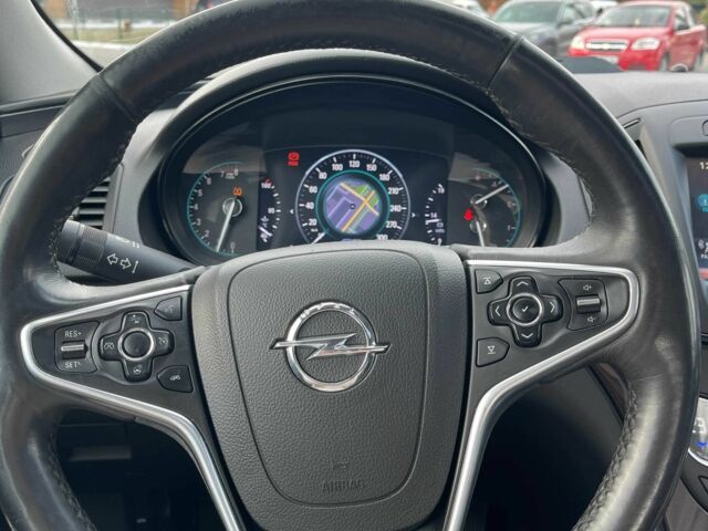 Белый Бьюик Регал, объемом двигателя 2 л и пробегом 130 тыс. км за 9700 $, фото 19 на Automoto.ua