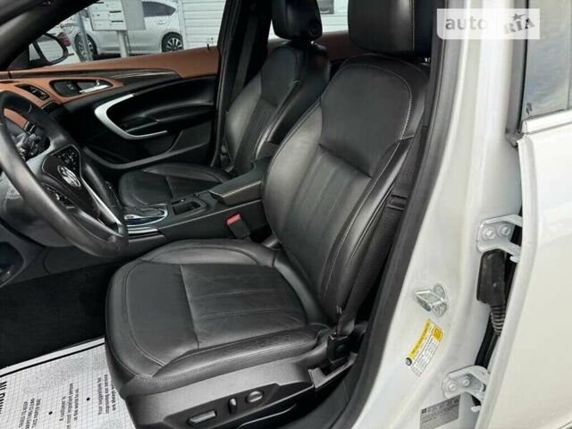 Белый Бьюик Регал, объемом двигателя 2 л и пробегом 66 тыс. км за 2000 $, фото 13 на Automoto.ua