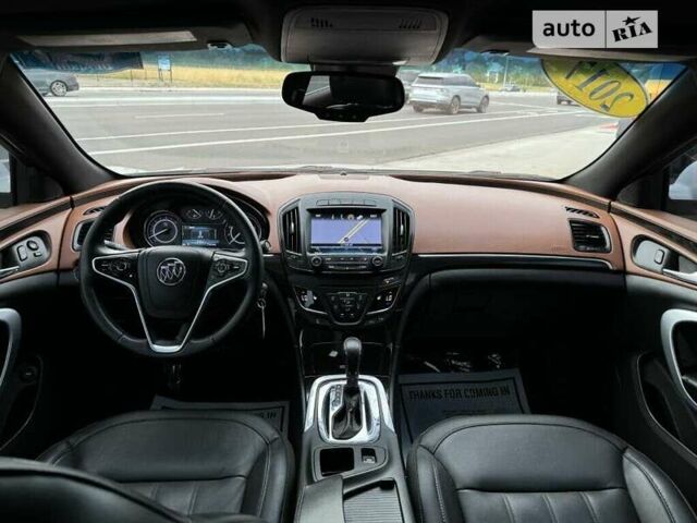 Белый Бьюик Регал, объемом двигателя 2 л и пробегом 66 тыс. км за 2000 $, фото 15 на Automoto.ua