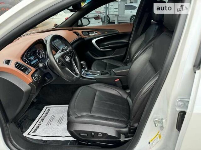 Белый Бьюик Регал, объемом двигателя 2 л и пробегом 66 тыс. км за 2000 $, фото 12 на Automoto.ua