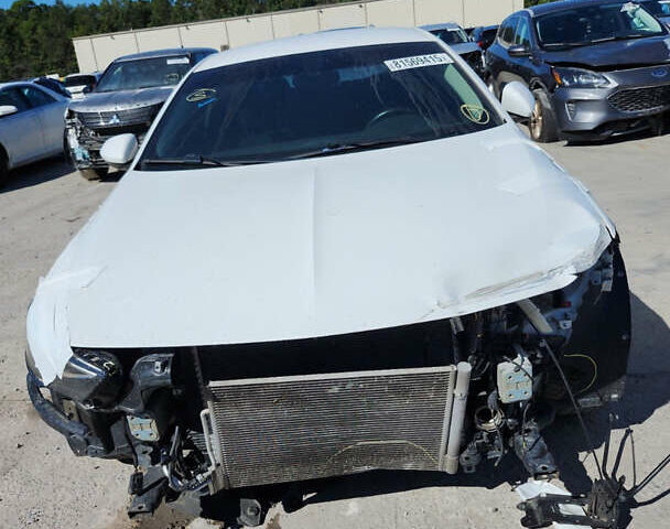 Білий Бьюік Regal, об'ємом двигуна 2 л та пробігом 139 тис. км за 7500 $, фото 8 на Automoto.ua