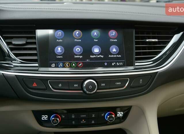 Белый Бьюик Регал, объемом двигателя 2 л и пробегом 142 тыс. км за 16999 $, фото 26 на Automoto.ua