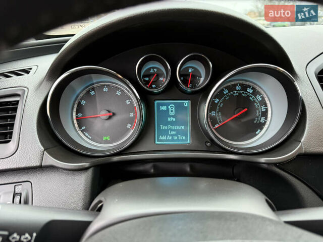 Черный Бьюик Регал, объемом двигателя 2 л и пробегом 160 тыс. км за 7500 $, фото 16 на Automoto.ua