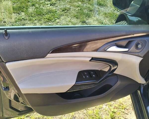 Чорний Бьюік Regal, об'ємом двигуна 2.4 л та пробігом 260 тис. км за 5800 $, фото 4 на Automoto.ua