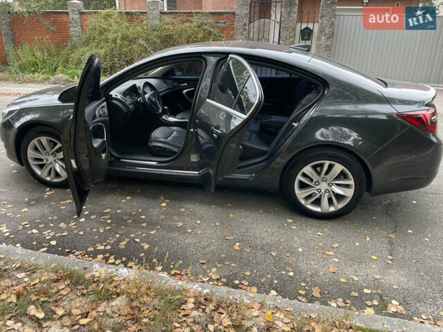 Черный Бьюик Регал, объемом двигателя 2 л и пробегом 180 тыс. км за 9400 $, фото 134 на Automoto.ua