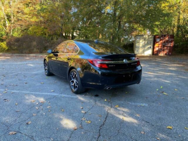 Черный Бьюик Регал, объемом двигателя 2 л и пробегом 69 тыс. км за 9500 $, фото 3 на Automoto.ua