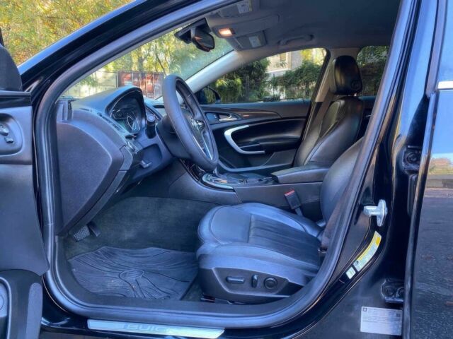 Черный Бьюик Регал, объемом двигателя 2 л и пробегом 69 тыс. км за 9500 $, фото 7 на Automoto.ua