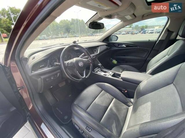 Красный Бьюик Регал, объемом двигателя 2 л и пробегом 63 тыс. км за 17500 $, фото 13 на Automoto.ua