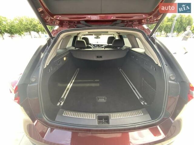 Красный Бьюик Регал, объемом двигателя 2 л и пробегом 63 тыс. км за 17500 $, фото 14 на Automoto.ua