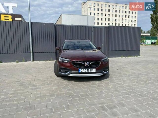 Красный Бьюик Регал, объемом двигателя 2 л и пробегом 63 тыс. км за 17500 $, фото 2 на Automoto.ua