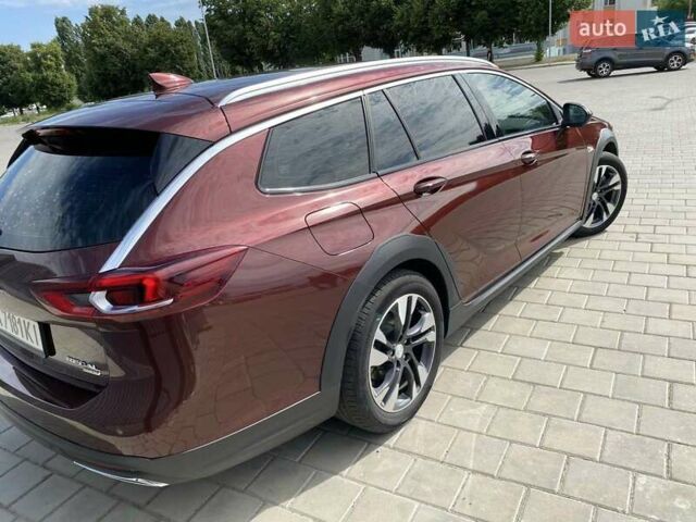 Красный Бьюик Регал, объемом двигателя 2 л и пробегом 63 тыс. км за 17500 $, фото 5 на Automoto.ua