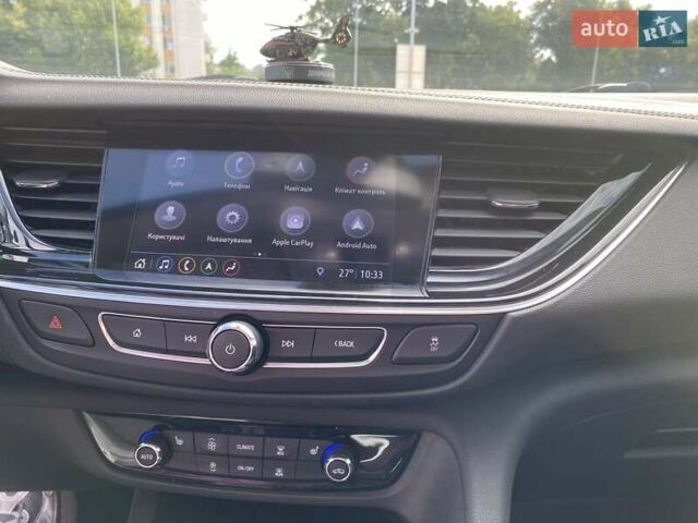 Красный Бьюик Регал, объемом двигателя 2 л и пробегом 63 тыс. км за 17500 $, фото 16 на Automoto.ua