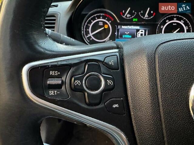 Червоний Бьюік Regal, об'ємом двигуна 2 л та пробігом 102 тис. км за 10490 $, фото 15 на Automoto.ua