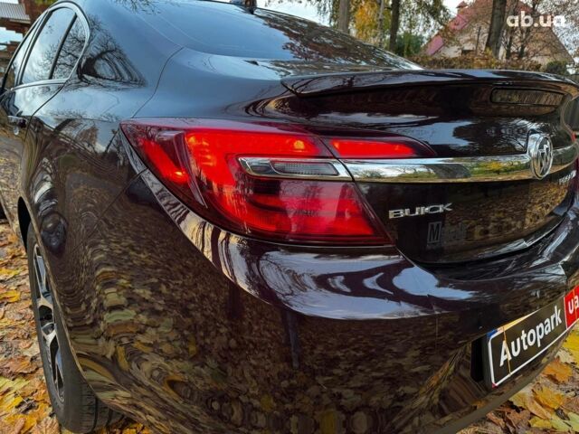 Красный Бьюик Регал, объемом двигателя 2 л и пробегом 102 тыс. км за 10490 $, фото 8 на Automoto.ua