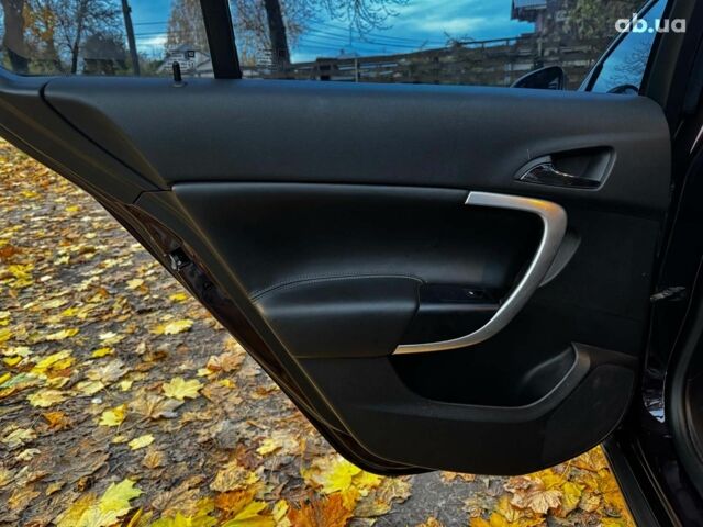 Красный Бьюик Регал, объемом двигателя 2 л и пробегом 102 тыс. км за 10490 $, фото 23 на Automoto.ua