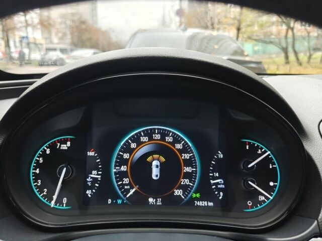 Червоний Бьюік Regal, об'ємом двигуна 2 л та пробігом 75 тис. км за 14800 $, фото 16 на Automoto.ua