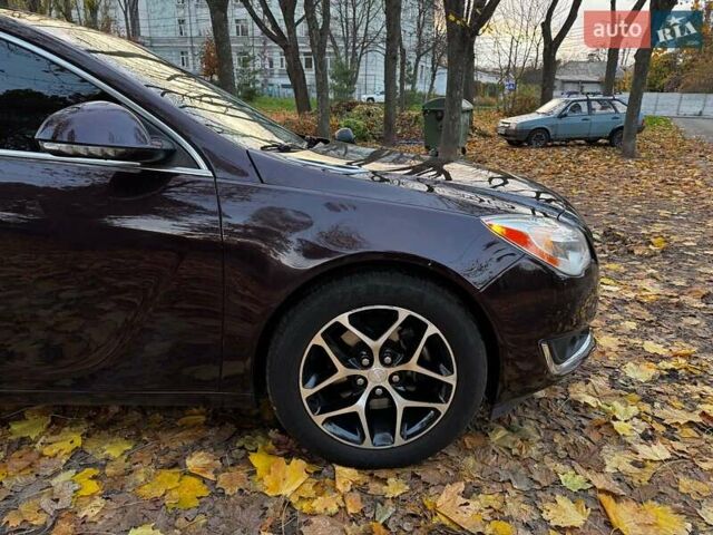 Червоний Бьюік Regal, об'ємом двигуна 2 л та пробігом 102 тис. км за 10490 $, фото 4 на Automoto.ua