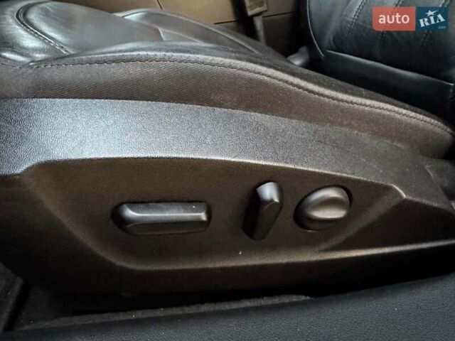 Червоний Бьюік Regal, об'ємом двигуна 2 л та пробігом 102 тис. км за 10490 $, фото 12 на Automoto.ua