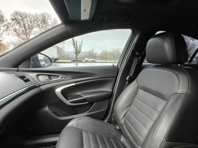 Червоний Бьюік Regal, об'ємом двигуна 2 л та пробігом 75 тис. км за 14800 $, фото 17 на Automoto.ua