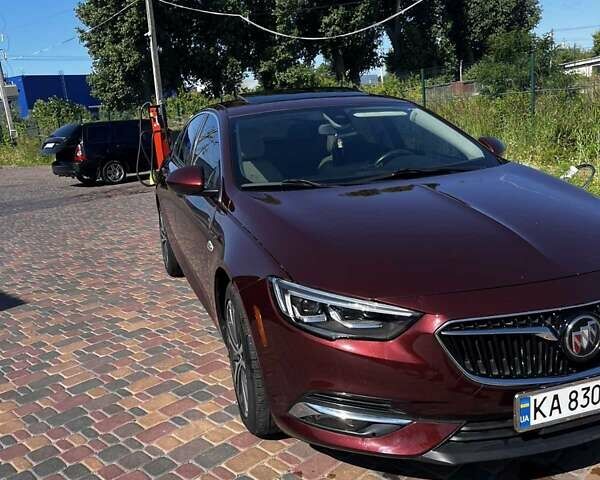 Красный Бьюик Регал, объемом двигателя 2 л и пробегом 67 тыс. км за 17500 $, фото 4 на Automoto.ua