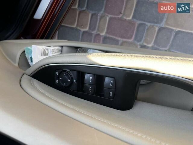 Красный Бьюик Регал, объемом двигателя 2 л и пробегом 67 тыс. км за 17500 $, фото 19 на Automoto.ua