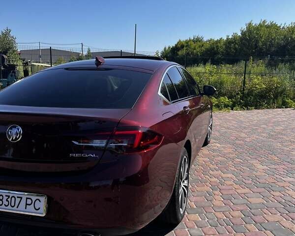 Красный Бьюик Регал, объемом двигателя 2 л и пробегом 67 тыс. км за 17500 $, фото 7 на Automoto.ua