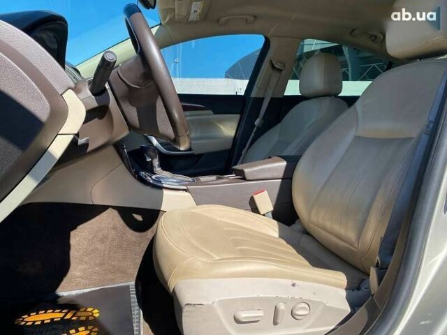 Бьюік Regal, об'ємом двигуна 2 л та пробігом 157 тис. км за 9390 $, фото 9 на Automoto.ua