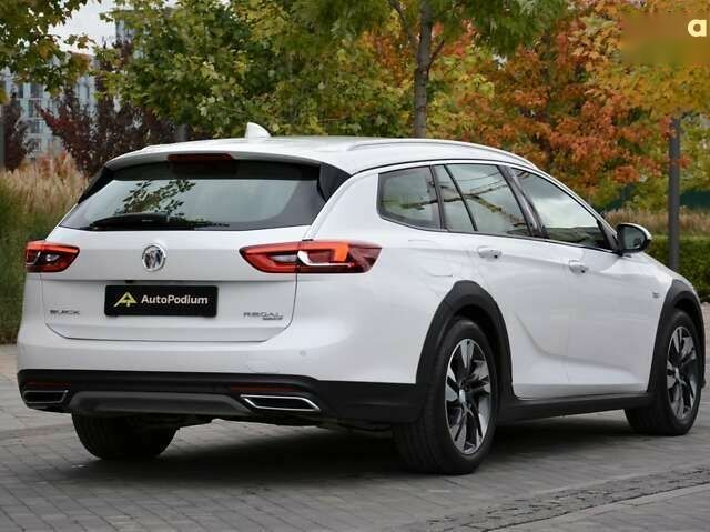 Бьюик Регал, объемом двигателя 2 л и пробегом 142 тыс. км за 16200 $, фото 7 на Automoto.ua