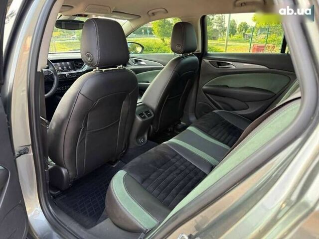 Бьюік Regal, об'ємом двигуна 2 л та пробігом 137 тис. км за 14900 $, фото 17 на Automoto.ua