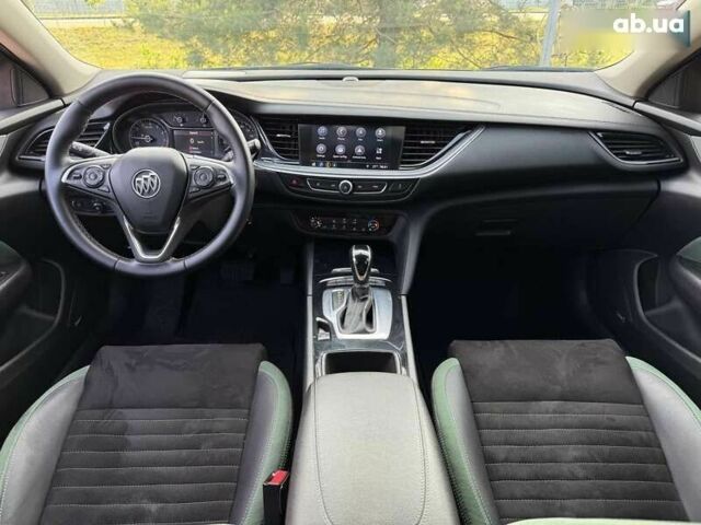 Бьюік Regal, об'ємом двигуна 2 л та пробігом 137 тис. км за 14900 $, фото 16 на Automoto.ua