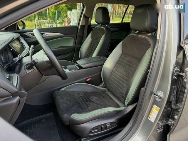 Бьюік Regal, об'ємом двигуна 2 л та пробігом 137 тис. км за 14900 $, фото 21 на Automoto.ua