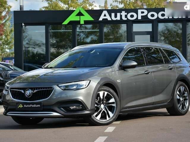 Бьюик Регал, объемом двигателя 2 л и пробегом 146 тыс. км за 17700 $, фото 6 на Automoto.ua
