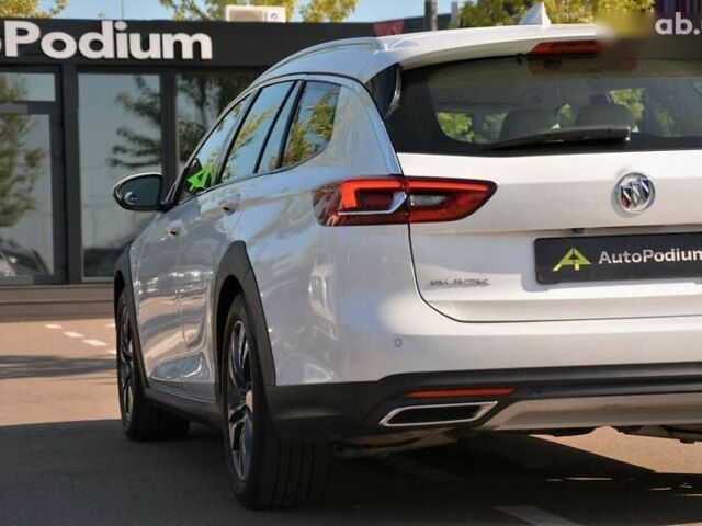 Бьюик Регал, объемом двигателя 2 л и пробегом 142 тыс. км за 17200 $, фото 10 на Automoto.ua