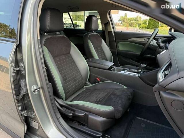 Бьюік Regal, об'ємом двигуна 2 л та пробігом 137 тис. км за 14900 $, фото 28 на Automoto.ua