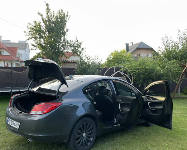 Серый Бьюик Регал, объемом двигателя 2 л и пробегом 192 тыс. км за 7999 $, фото 26 на Automoto.ua