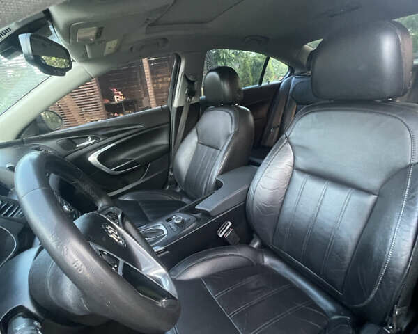 Серый Бьюик Регал, объемом двигателя 2 л и пробегом 192 тыс. км за 7999 $, фото 8 на Automoto.ua