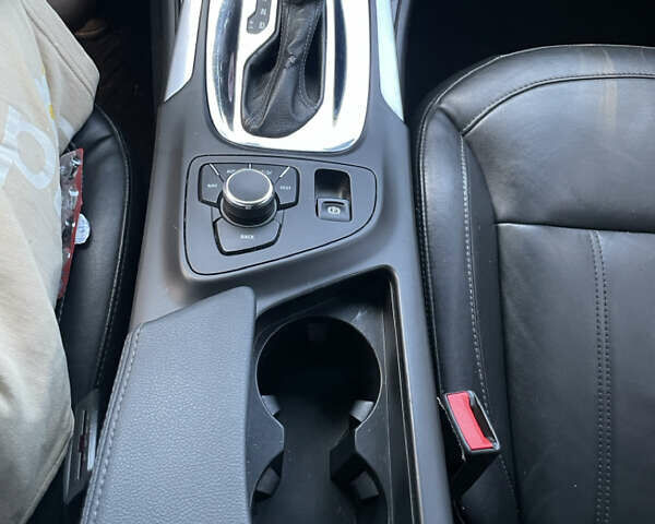 Серый Бьюик Регал, объемом двигателя 2 л и пробегом 192 тыс. км за 7999 $, фото 21 на Automoto.ua