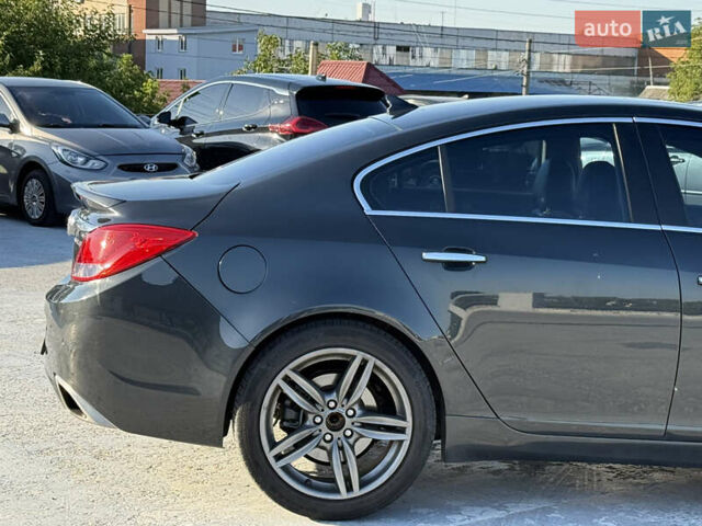 Серый Бьюик Регал, объемом двигателя 2 л и пробегом 220 тыс. км за 8999 $, фото 7 на Automoto.ua