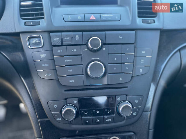 Серый Бьюик Регал, объемом двигателя 2 л и пробегом 220 тыс. км за 8999 $, фото 22 на Automoto.ua