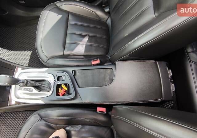 Сірий Бьюік Regal, об'ємом двигуна 2 л та пробігом 139 тис. км за 6990 $, фото 15 на Automoto.ua