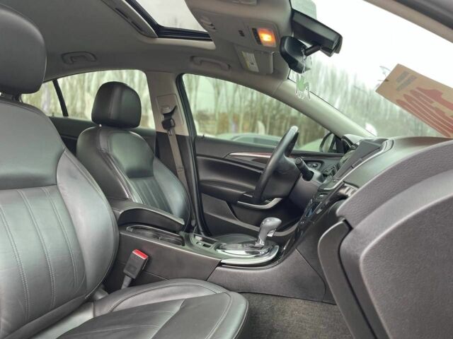 Серый Бьюик Регал, объемом двигателя 2 л и пробегом 151 тыс. км за 9400 $, фото 10 на Automoto.ua