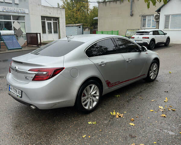 Серый Бьюик Регал, объемом двигателя 2 л и пробегом 177 тыс. км за 15000 $, фото 6 на Automoto.ua
