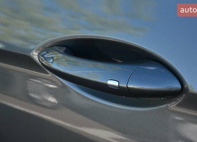 Серый Бьюик Регал, объемом двигателя 2 л и пробегом 146 тыс. км за 17499 $, фото 14 на Automoto.ua