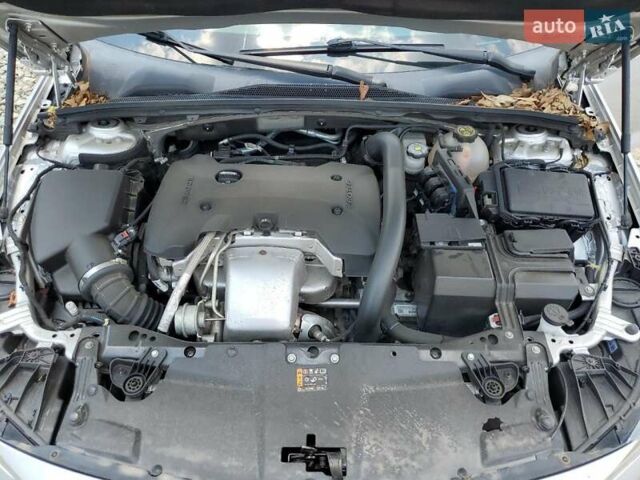 Серый Бьюик Регал, объемом двигателя 2 л и пробегом 80 тыс. км за 3000 $, фото 10 на Automoto.ua