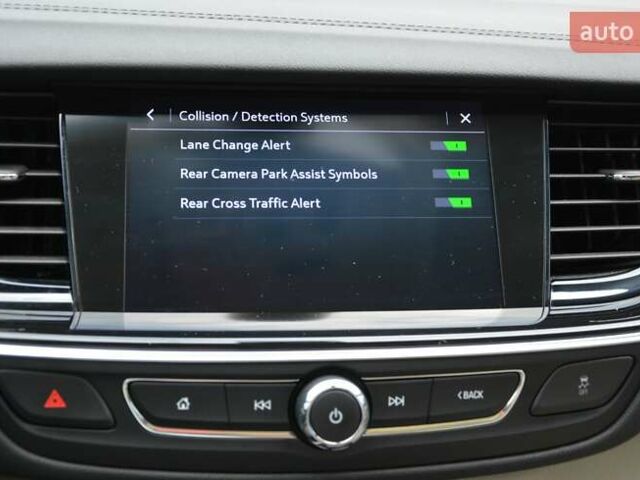 Сірий Бьюік Regal, об'ємом двигуна 2 л та пробігом 146 тис. км за 16999 $, фото 28 на Automoto.ua